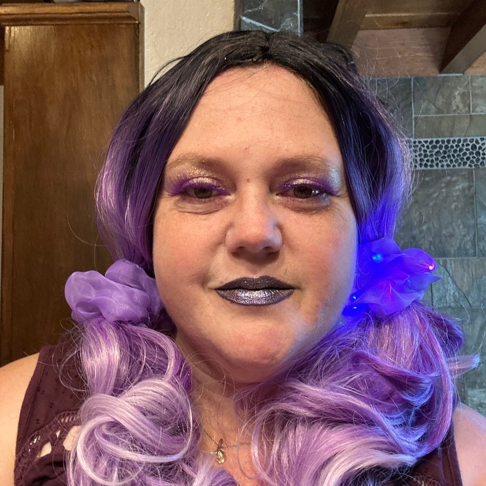 Meet your Posher, Genevieve